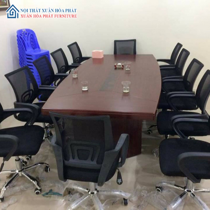 Bàn Phòng Họp 2m4 Gỗ Công Nghiệp màu nâu