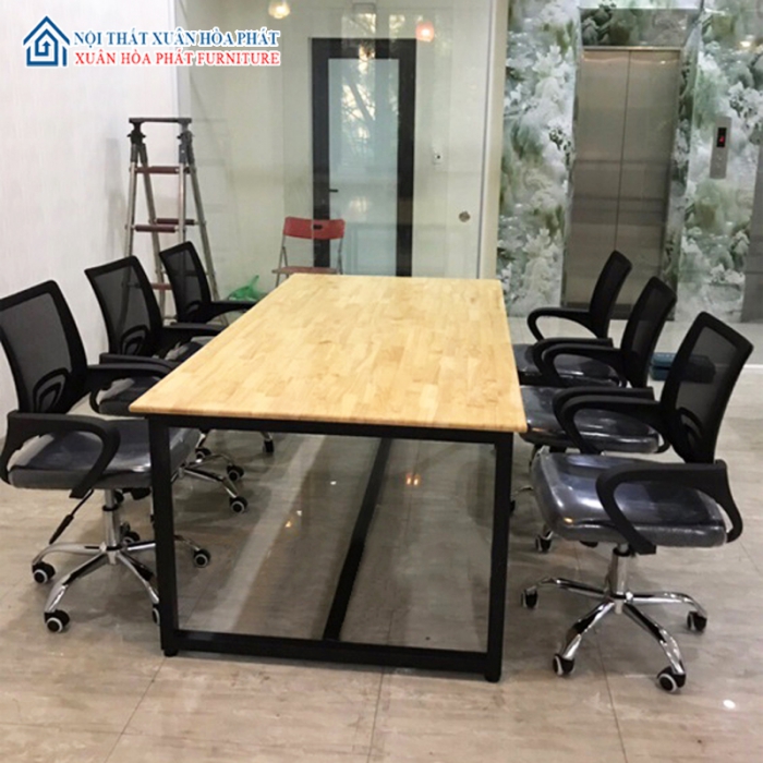 Bàn Phòng Họp Chân Sắt 2m Gỗ Cao Su